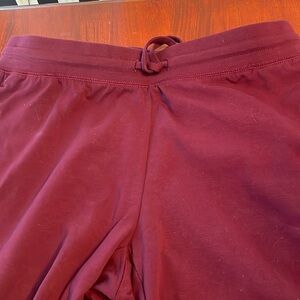 Woman’s Petite Small  BURGUNDY COLOR comfy pants